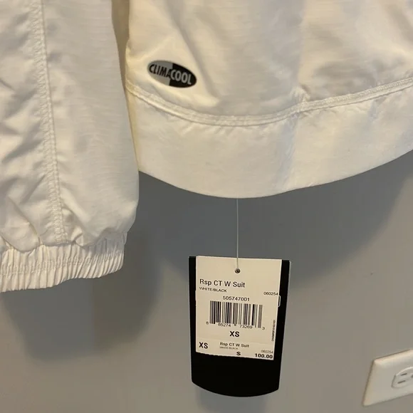 Adidas windbreaker - Picture 4 of 6